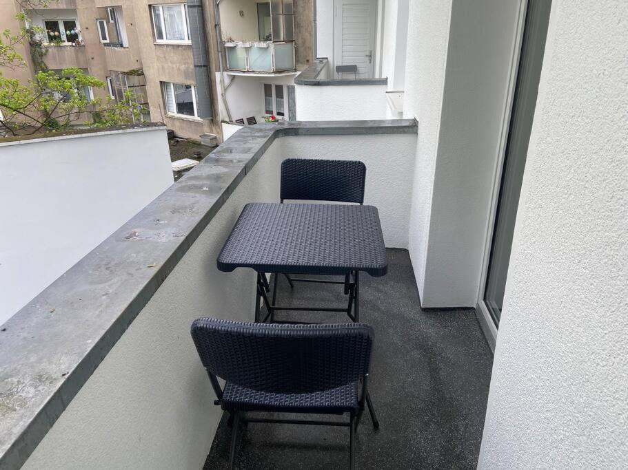 Pempelforter Domizil * Dusseldorf